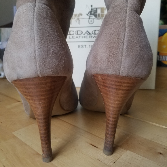 Suede Coach boots - Picture 3 of 6